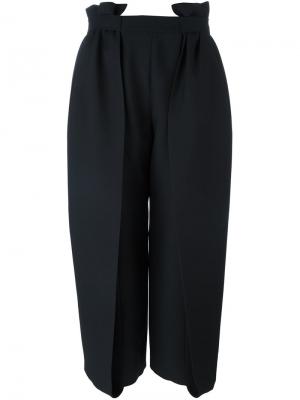 Широкие укороченные брюки со складками Fendi. Цвет: чёрный
