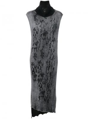 Длинное трикотажное платье Avant Toi. Цвет: серый