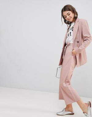 Укороченные брюки с поясом New Look. Цвет: розовый
