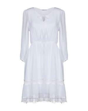 Короткое платье IMP DELUXE. Цвет: белый