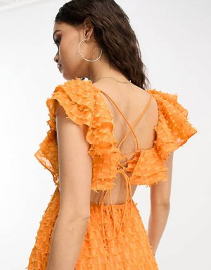 Оранжевое платье мини с плиссированной юбкой и оборками ASOS DESIGN Petite