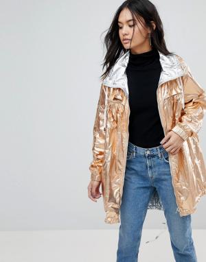 Куртка-дождевик с эффектом металлик Blank NYC. Цвет: золотой