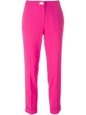 Укороченные брюки Salvatore Ferragamo. Цвет: розовый и фиолетовый