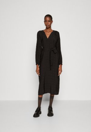 Дневное платье SLFPERCY V NECK MIDI DRESS , цвет black Selected Femme