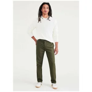 Брюки чинос  Normal Waist Slim Leg Fit Green Trousers, размер 33-30, хаки, зеленый DOCKERS. Цвет: хаки/зеленый