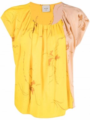 Блузка с контрастными вставками Alysi. Цвет: бежевый