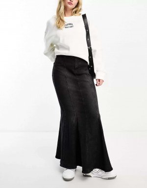Черная джинсовая юбка макси с необработанным краем Bershka