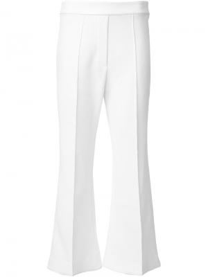 Укороченные расклешенные брюки Ellery. Цвет: белый