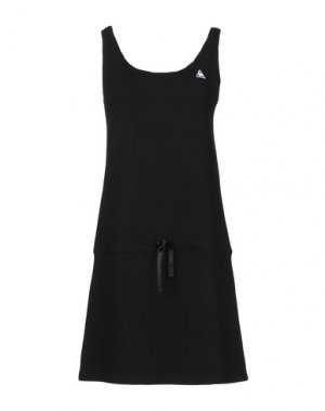 Короткое платье LE COQ SPORTIF. Цвет: черный