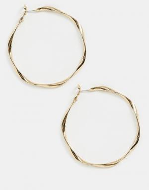 Золотистые серьги-кольца с перекрученным дизайном River Island. Цвет: золотой