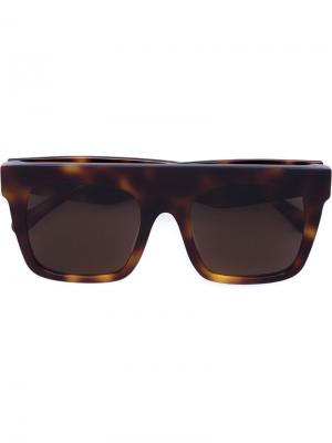 Солнцезащитные очки в квадратной оправе Vera Wang. Цвет: коричневый