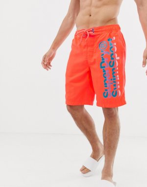 Оранжевые пляжные шорты с логотипом Superdry. Цвет: оранжевый