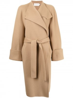 Шерстяное пальто с поясом Low Classic. Цвет: коричневый