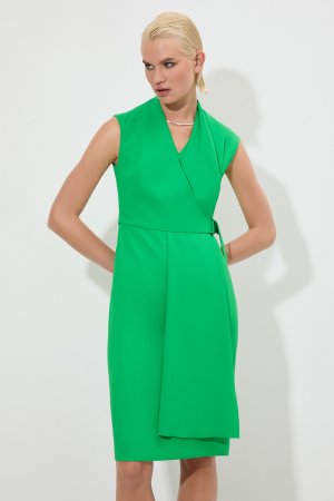 Коктейльное платье VASSA&Co. Цвет: зеленый