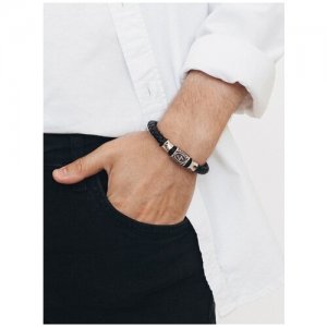 Мужской узкий кожаный черный браслет c бусиной (руна Соулу или руна Победы), размер 17, магнитный замок-защелка TRONIN. Цвет: черный