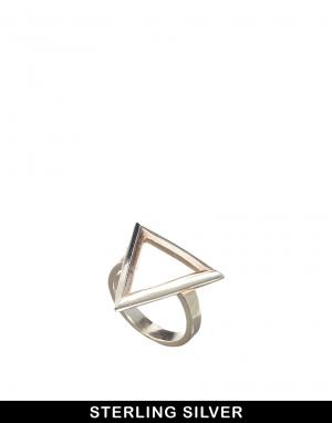 Серебряное треугольное кольцо с незамкнутой основой Fashionology. Цвет: серебряный