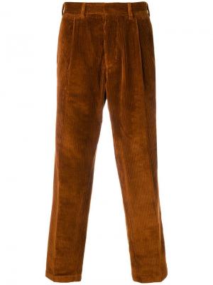 Вельветовые брюки The Gigi. Цвет: коричневый