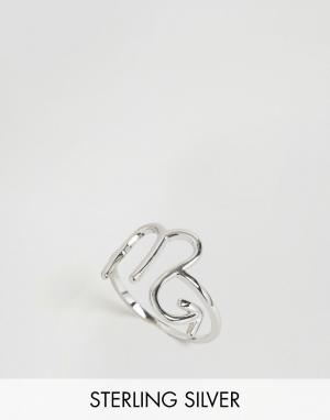 Серебряное кольцо с зодиакальной отделкой Скорпион Rock N Rose 'N'. Цвет: серебряный