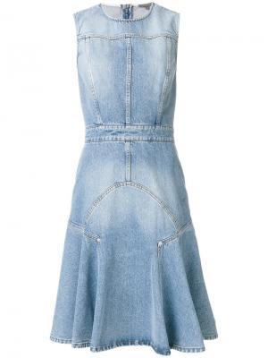 А-образное джинсовое платье Alexander McQueen. Цвет: синий