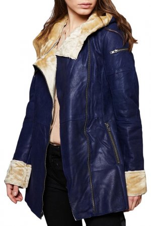 Sheepskin coat Isaco & Kawa. Цвет: blue
