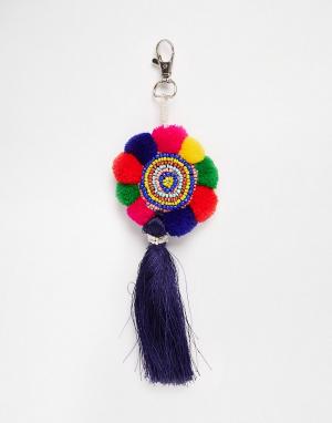 Брелок для ключей с цветочным дизайном, бусинками и кисточкой ASOS. Цвет: мульти