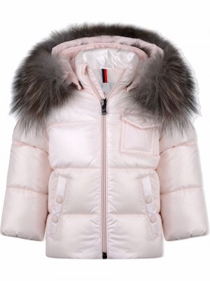 Пальто с капюшоном и искусственным мехом Moncler Enfant. Цвет: розовый
