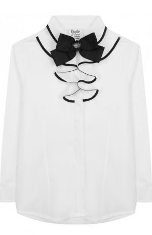 Хлопковая блуза с оборками и декоративным галстуком-бабочкой Aletta. Цвет: белый
