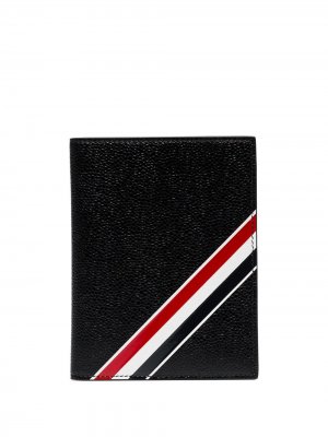 Обложка для паспорта с диагональными полосками Thom Browne. Цвет: черный