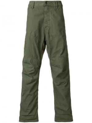 Прямые брюки с принтом G-Star. Цвет: зелёный
