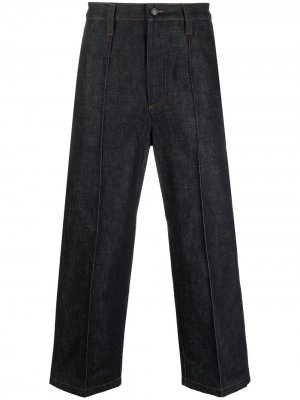 Прямые джинсы со складками AMI Paris. Цвет: синий
