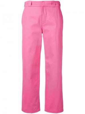 Укороченные прямые брюки Adaptation. Цвет: розовый