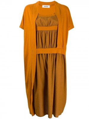 Платье-футболка из джерси со вставками Zucca. Цвет: коричневый