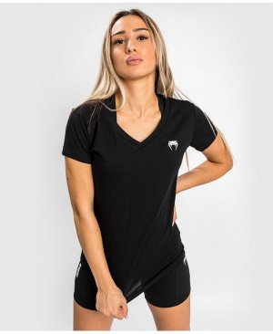 Женская футболка Essential - черная, черный Venum