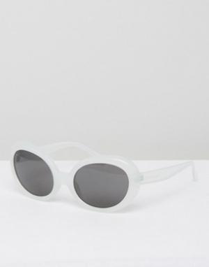 Солнцезащитные очки кошачий глаз в белой оправе Kurt Cheap Monday. Цвет: белый