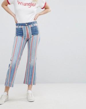 Укороченные расклешенные джинсы в полоску Wrangler. Цвет: мульти