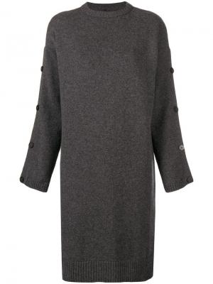 Платье-свитер с пуговицами на рукавах Pierantoniogaspari. Цвет: серый
