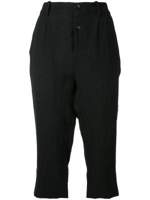 Укороченные брюки со складками Aleksandr Manamïs. Цвет: чёрный