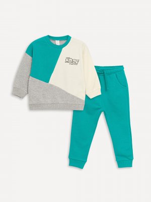 Комплект из 2 предметов: толстовка и спортивные штаны для маленьких мальчиков с круглым вырезом длинными рукавами в цветных блоках LCW baby