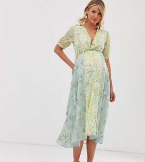 Короткое приталенное платье миди для беременных с запахом спереди и цветочным принтом Hope & Ivy-Мульти Ivy Maternity