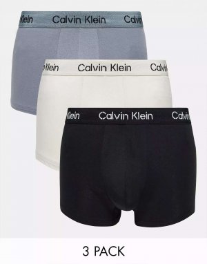 Три пары плавок черного, серого и кремово-белого цвета Calvin Klein