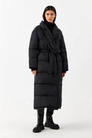 Пальто на натуральном утеплителе с сумкой befree. Цвет: черный