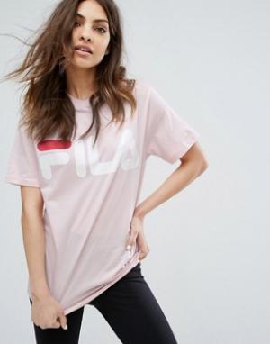 Свободная футболка бойфренда с большим логотипом Fila. Цвет: розовый