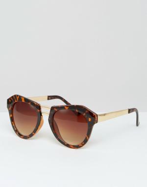 Солнцезащитные очки в оправе с геометрическим дизайном Missguided. Цвет: коричневый