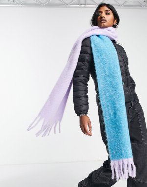 Уютный сине-сиреневый шарф в стиле колор-блок Topshop