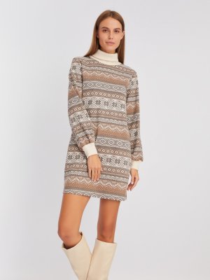 Трикотажное платье-свитер со скандинавским узором zolla. Цвет: бежевый