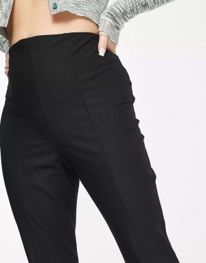 Черные структурированные расклешенные брюки с защипами Femme Selected. Цвет: черный