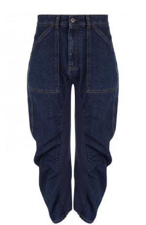Укороченные джинсы с драпировкой и потертостями Stella McCartney. Цвет: синий