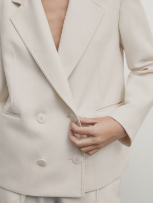 Двубортный короткий пиджак, кремовый Massimo Dutti