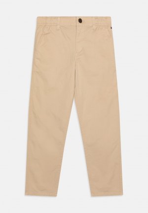 Брюки SKATER PULL ON PANTS , цвет white clay Tommy Hilfiger