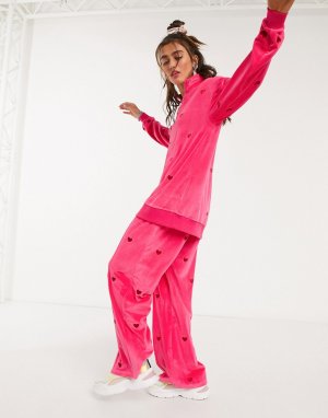 Велюровые спортивные штаны от комплекта прямого кроя с вышитыми сердцами -Розовый Lazy Oaf